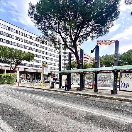 Jubilee Totta Rome Apartment-3